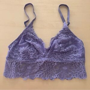 PINK Victoria's Secret Lace Bralette in Light Purple